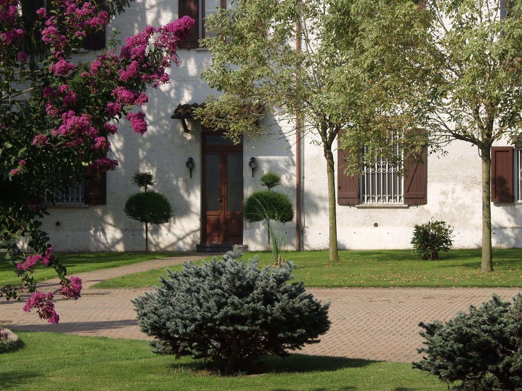 B&B Casa Manuelli Alessandria Eksteriør billede